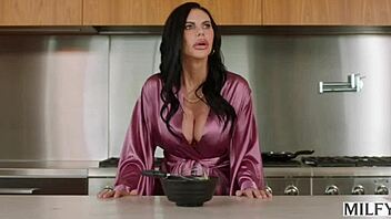 Milfy Trophy Wife Piper Press Banishes Hubby for Pool Boy's Huge Cock