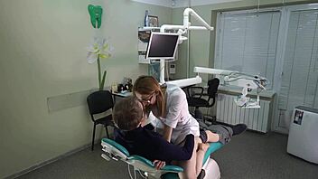 Ebony Titty Jade sucks and fucks huge cock in Mortal Kombat cosplay 😈