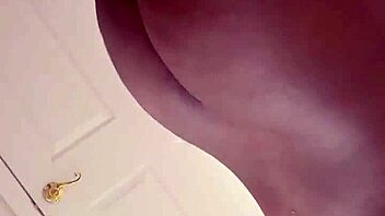 Masturbating With Mirror Selfie For Free And Orgasmic Ending