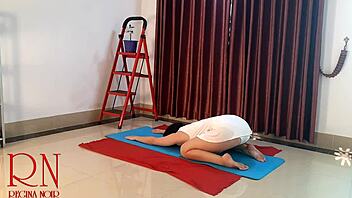 Ever Seen Regina Noir’s Juicy Moves in Gym Yoga?