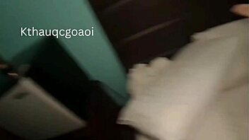 Amateur Filipino couple's intimate moment caught on camera