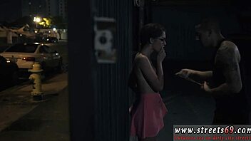 i'm the nylon feet girl guyz make passes at with glasses