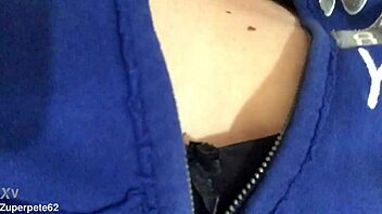 cachonda ama de casa mi hermanastra crystal se masturba ella es muy hot y le encanta grabarse para sus fans