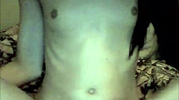 Emo tranny has a great orgasm and cum on her belly
