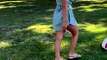 wanna date me and see this curvy latina teen 18+ spread? 😘