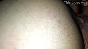 Utro kone tar stor svart kuk for rå fitteknulling etter intens sliking