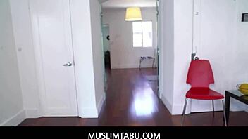 chubby hijab girl wants me to pop her cherry.