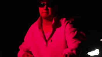 Guys Fuck The Music Industry 😏