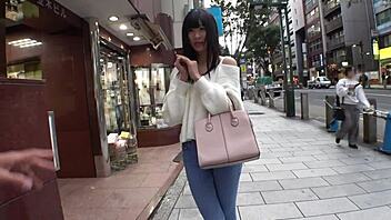 Wow, cute Japanese teen 18+ idol gets creampied! 😍