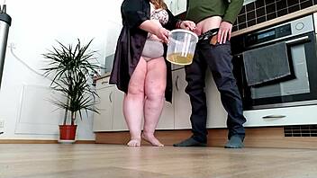 milfs wet pussy and panties really turn me on