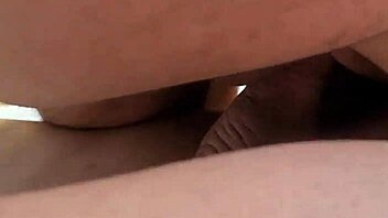Double penetration sex for blonde bimbo with a wide sexy ass
