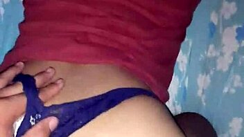 My girlfriend is eating my dick with great pleasure in Santa Catarina