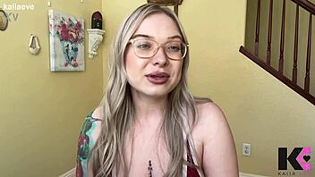 Femdom Wife Confesses Love for Pussy and Girlcock