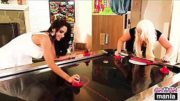 nikki phoenix's big clit in lesbian action?