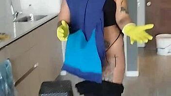 My Boss Asks for Dick Sucking at Work: Sexy Colombian Canadian Black.