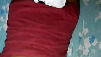 My girlfriend is eating my dick with great pleasure in Santa Catarina