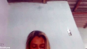 Fru, varför droppar din saftiga fitta för min mjölk?