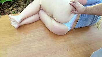 i returned to the masseur to relax between my legs