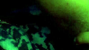 Teen with small tits masturbates solo 😘