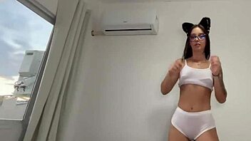 Does this tight pussy moan with the best blowjob?