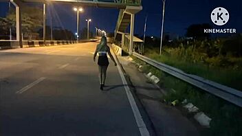 Esposa indulging in sensual street sex with tattooed partner