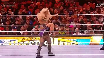 O desejo proibido do padrasto e enteada.