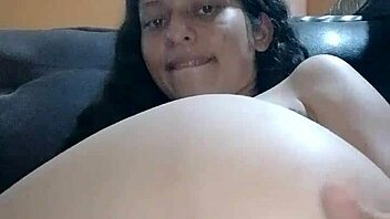 she loves masturbatin on the couch n almost got caught