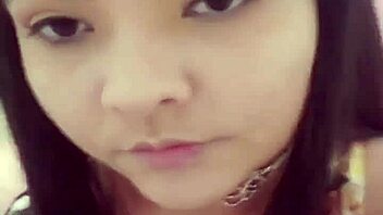 Novinha Gets Nua and Uses Her Brinquedos - Parte 1?