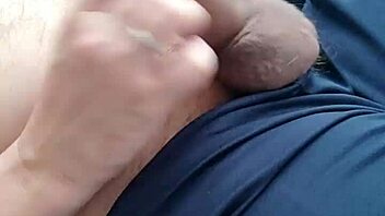 Leoninodelas had an intense ejaculation right there in the room