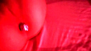 I'm giving it good to my husband in this sex tape, amateurs couple style