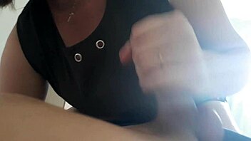 my friend gave me this tantric massage that turned into masturbation and fucking.