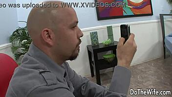 Blonde housewife Darcy Tyler enjoys meeting strangers