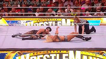 O desejo proibido do padrasto e enteada.