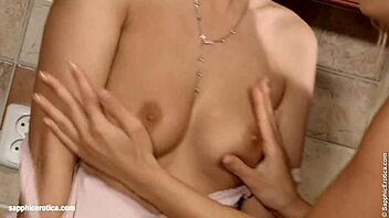 Briget Kristine: nyald meg a puncimat a konyhában?