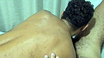 Wanna join a wild afternoon of gay men’s raw fun? Let’s dive into this steamy action together!