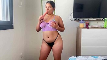 soy muy calentorra y te hago un video personalizado, me gusta el doggystyle y flashing