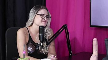 Helping a stranger leads to outdoor forest sex almost caught 😏