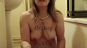 A homemade session with toys and belts in 2024.