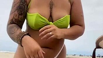 O Virgem Vai Comer o Meu Cu na Praia