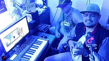 i sing on buses to become a master composer and singer