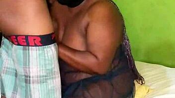 Our sex date turned into muff diving and blowjob fun 😈