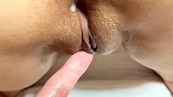 amateur pink pussy banged 67 days after losing virginity, so wet!