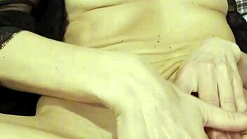 Wow, her solo masturbation orgasm was just beautiful!