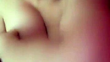 i watch this girl masturbatin her pussy live, it's so hot i can't stop lookin