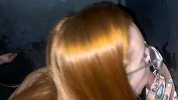 Fui Com Minha Amiga No Glory Hole Da Casa De Swing