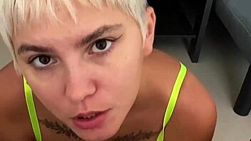 webcam session with sexy brunette jasmine angel