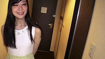 uhh, wanna see my lil thing? natsumi oowada here!