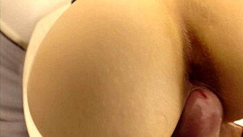 狂ってる！日本人妻がバックでクローズアップアマチュアアクション！