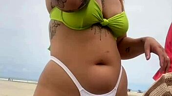 O Virgem Vai Comer o Meu Cu na Praia