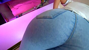 i saw hot amateur masturbate naked, amazing!